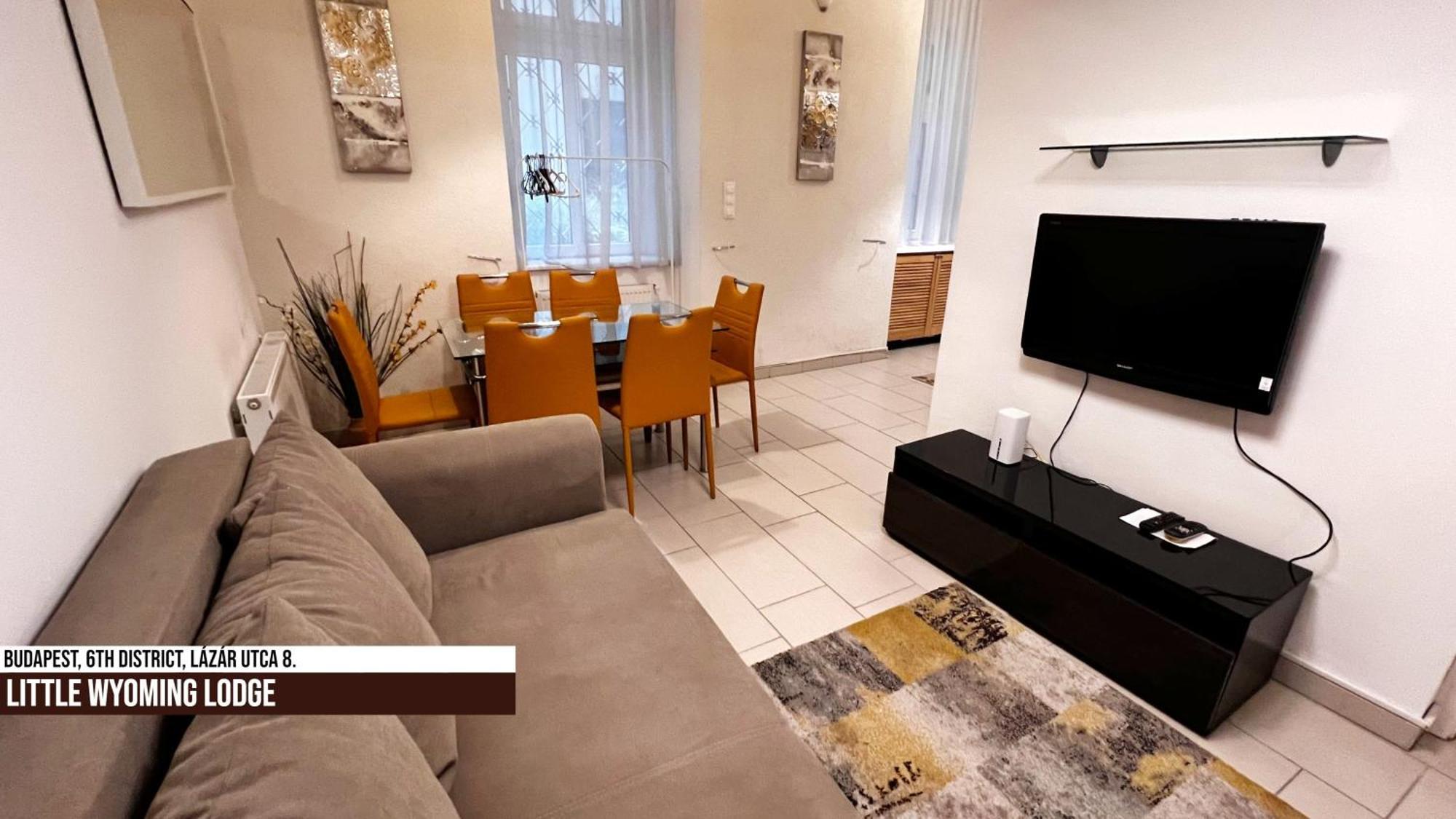 Little Americas Wyoming Lodge Apartment Budapest Extérieur photo